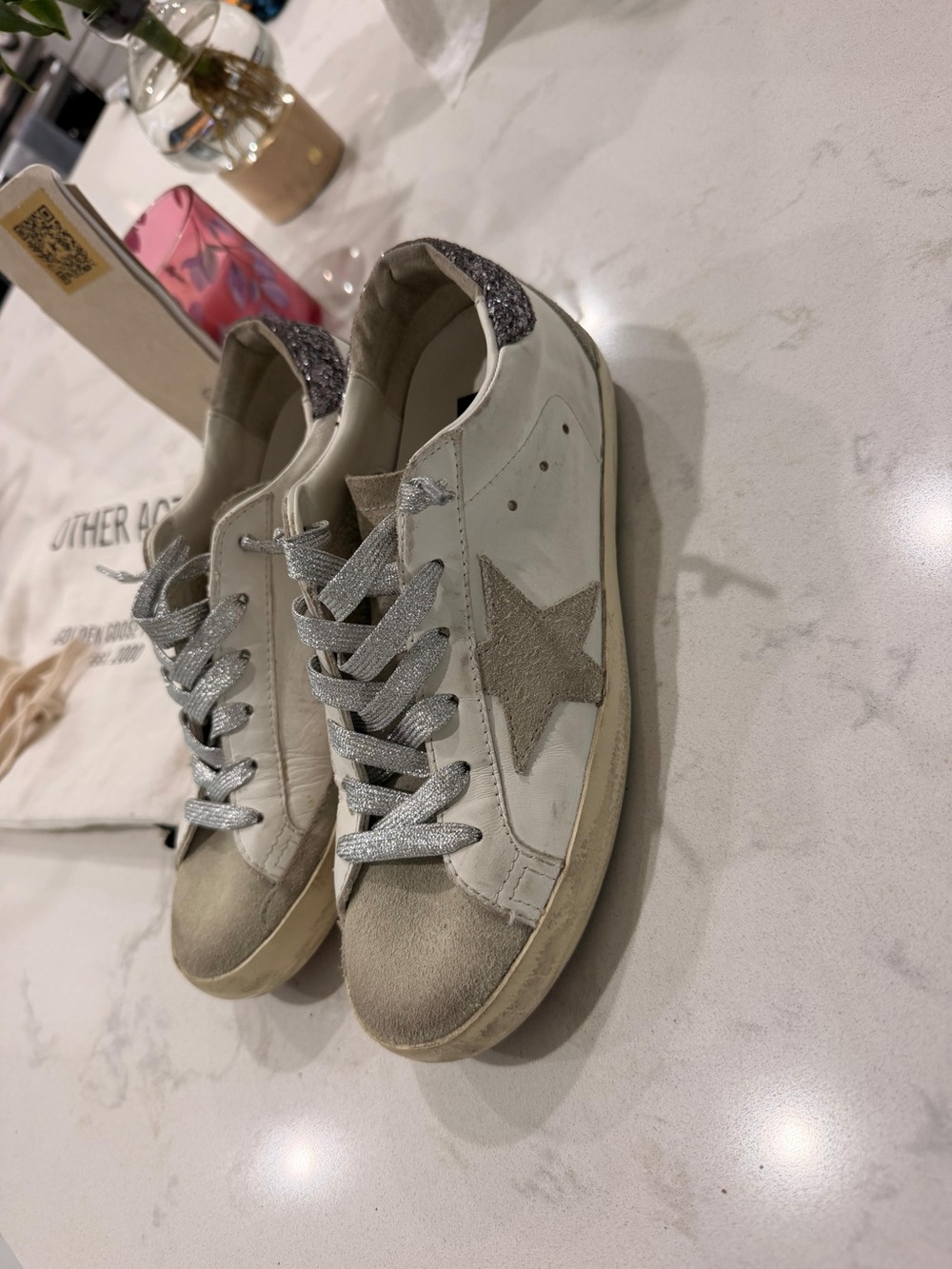 Golden Goose White & Grey Low-Top Sneakers with Silver Glitter Heel . - Picture 7 of 8